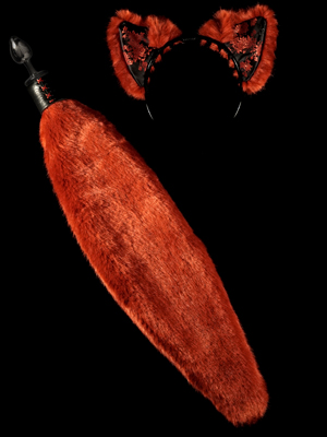 Duotone Wolf But Plug tail